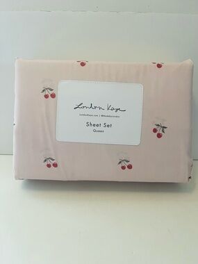London Kaye Petite Cherries Pink Queen Size Sheet Set